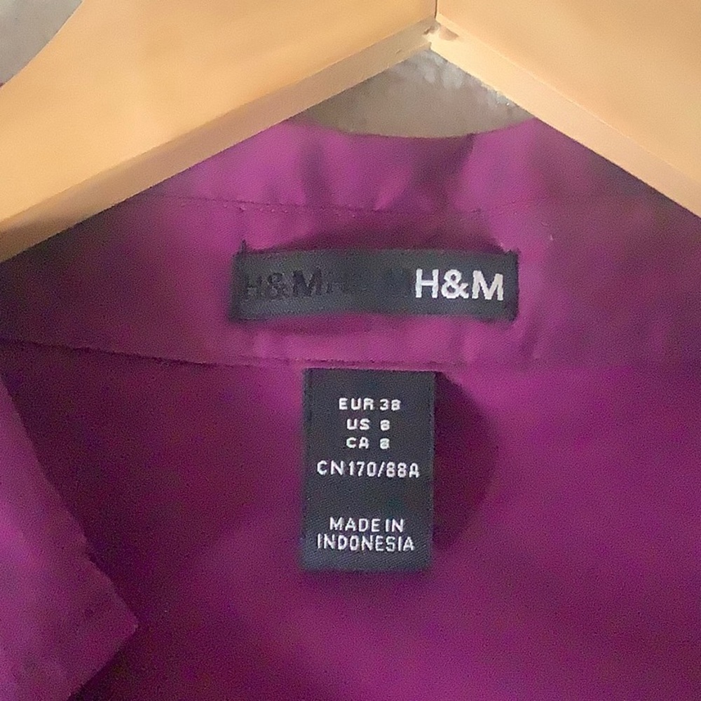 H&M shirt - Picture 3 of 8